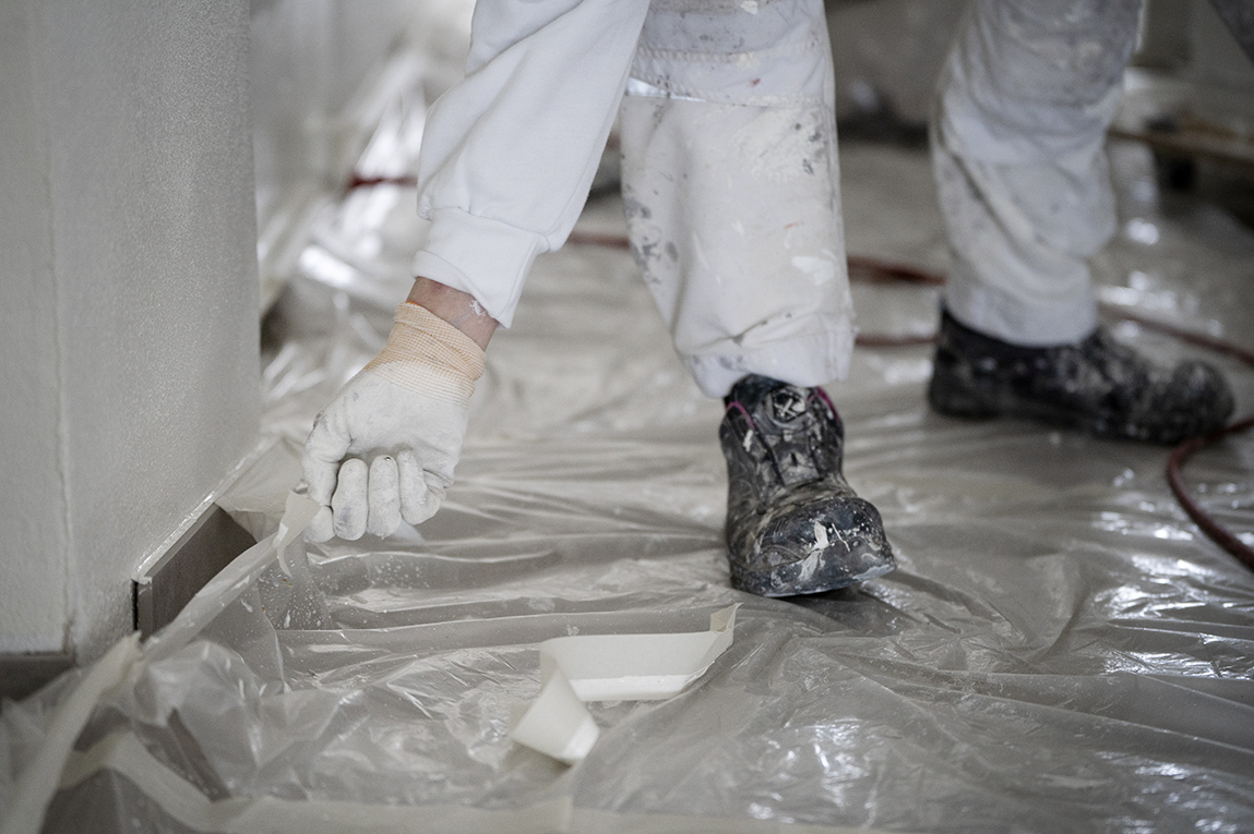 Spørg til referenceopgaver, du kan få lov til at se – og lad malermesteren hjælpe dig med farvevalg og produkter.